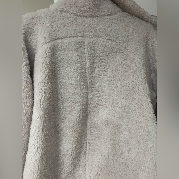 Lululemon Cinchable fleece zip-up - Picture 5 of 6